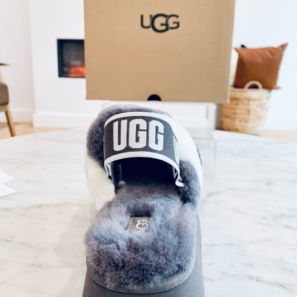 New UGG Disco Stripe Slide - Picture 5 of 12